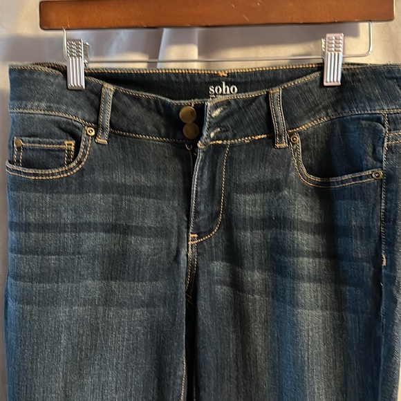 Jeans - Picture 4 of 5